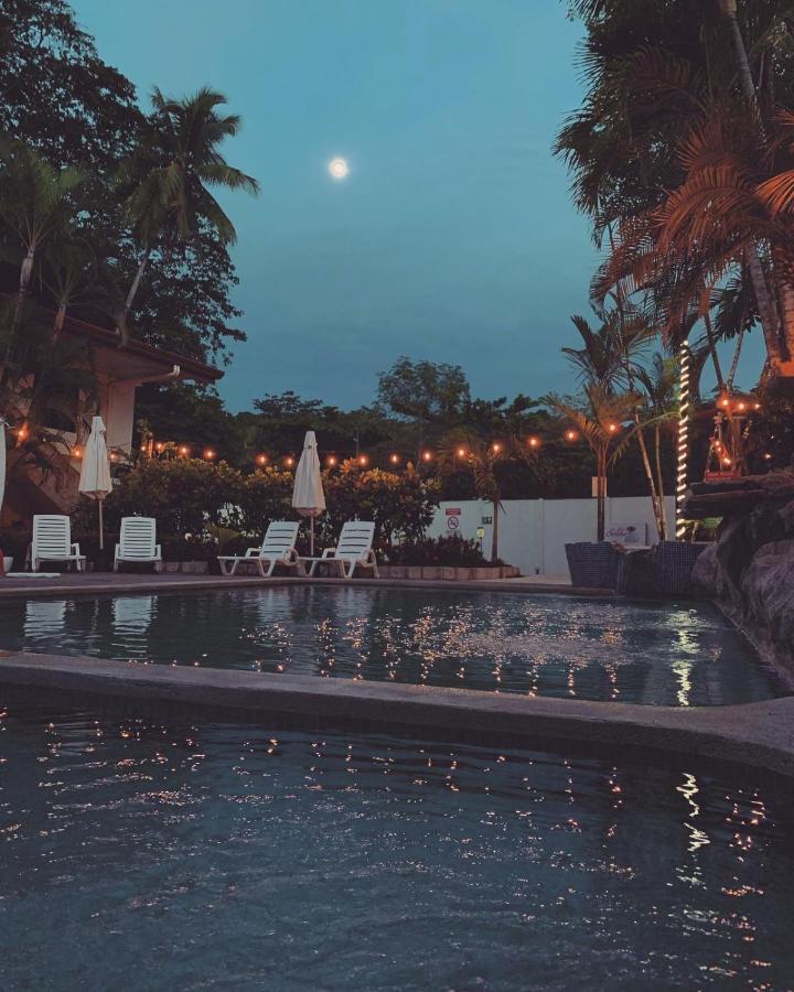 La Sirena Playa Jaco Hotel ภายนอก รูปภาพ
