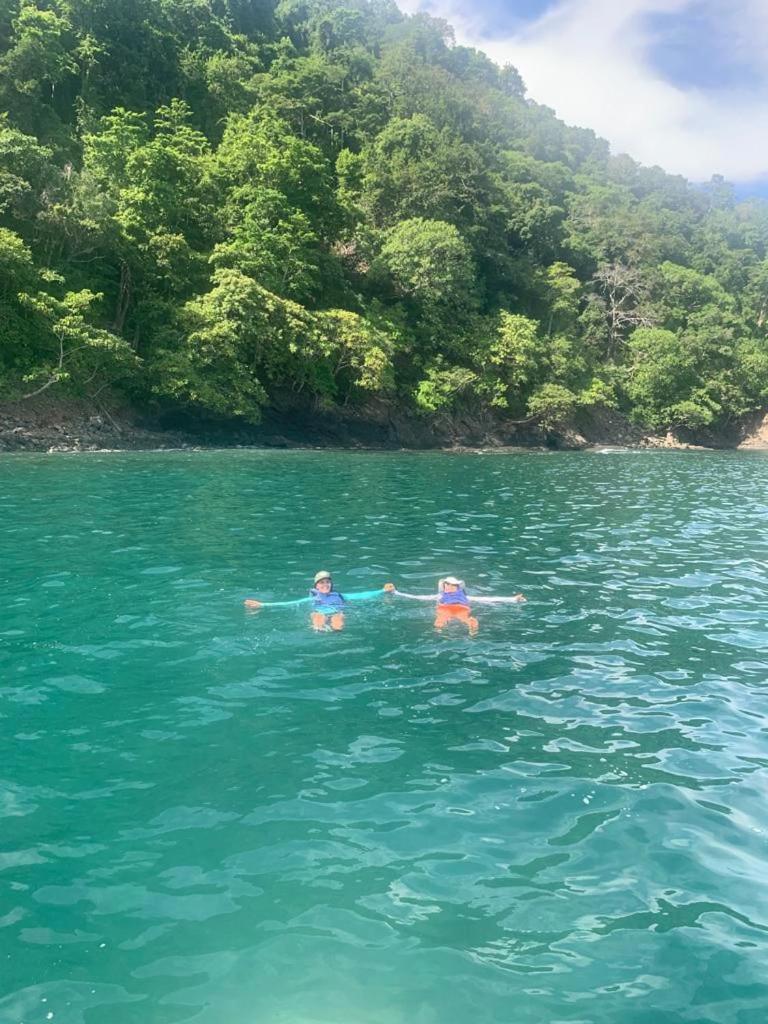 La Sirena Playa Jaco Hotel ภายนอก รูปภาพ