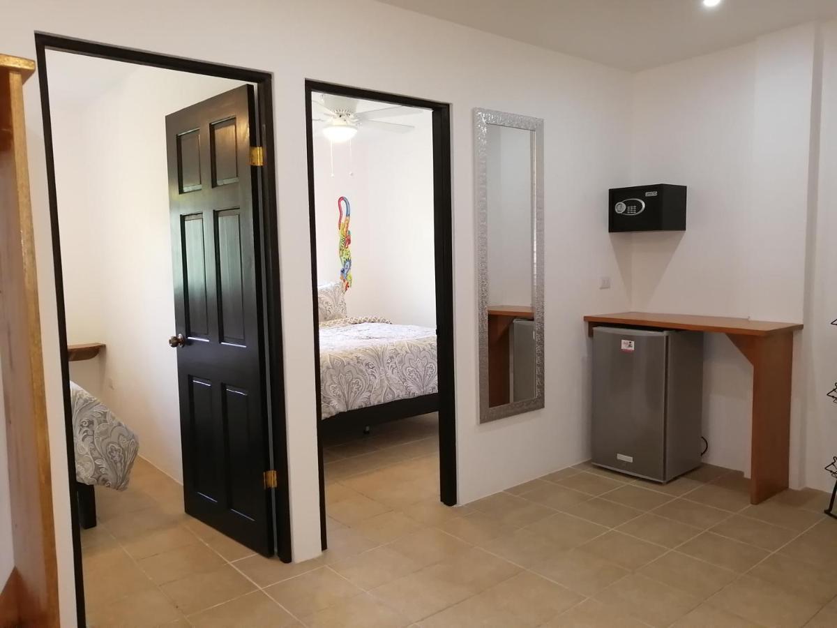 La Sirena Playa Jaco Hotel ภายนอก รูปภาพ